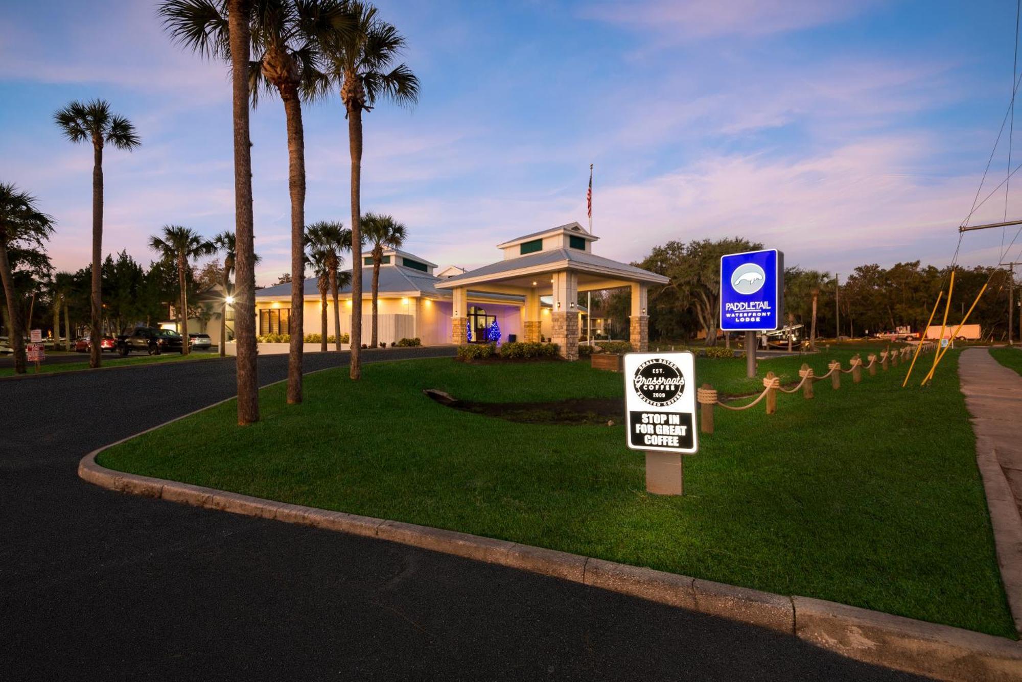 Paddletail Waterfront Lodge, Trademark Collection By Wyndham Crystal River Exterior photo